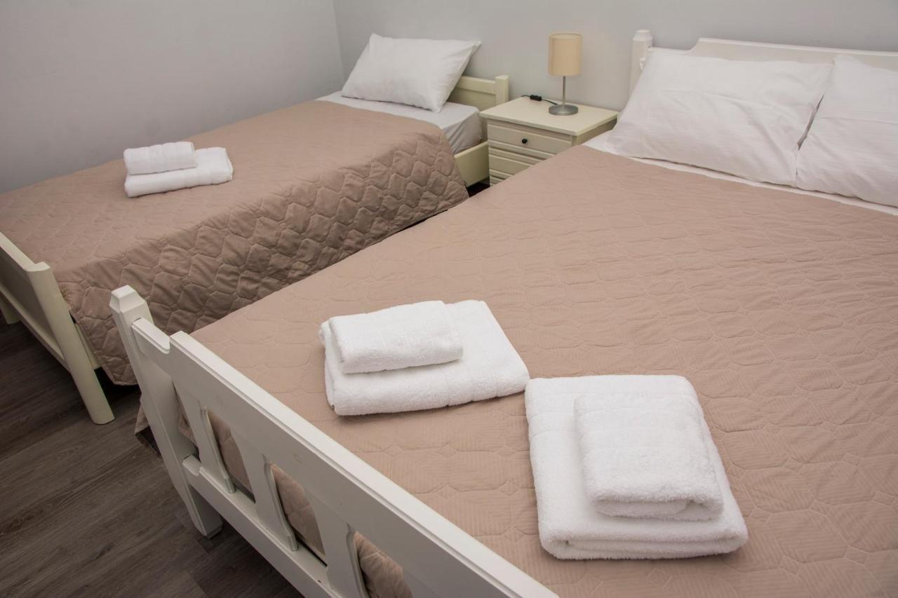 Stefanie'S Rooms 2 Аспровалта Екстериор снимка